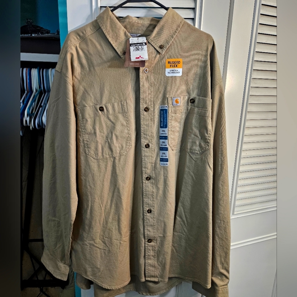 Men's Rugged Flex, Relaxed Fit, Long Sleeve, Button Down Shirt. XXL Tan
